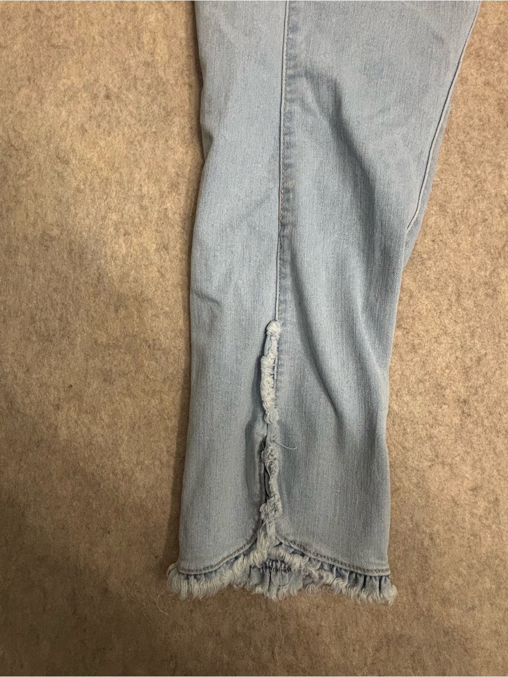 crown & ivy Light Blue Straight-Leg Jeans with Frayed Hem - Picture 6 of 6